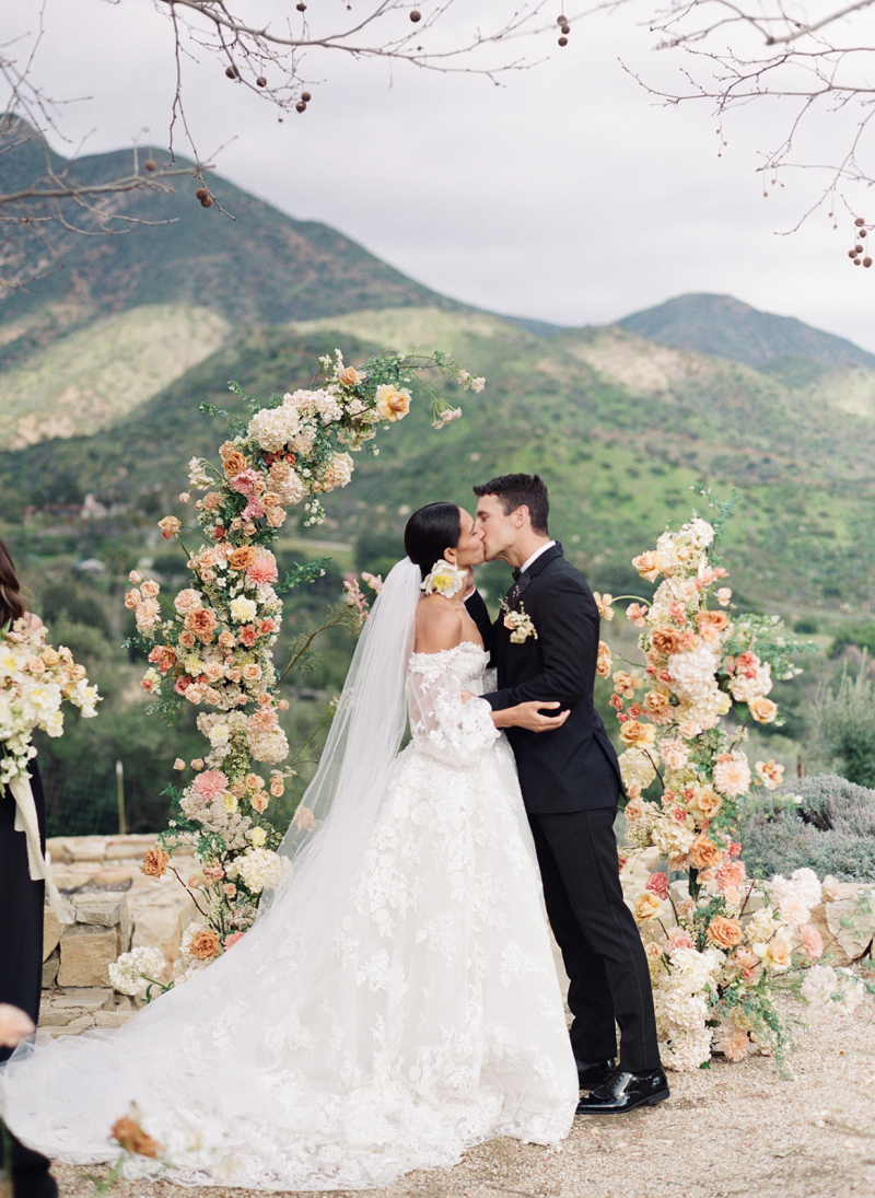 Intimate and Romantic Ojai Wedding with florals in sunset tones