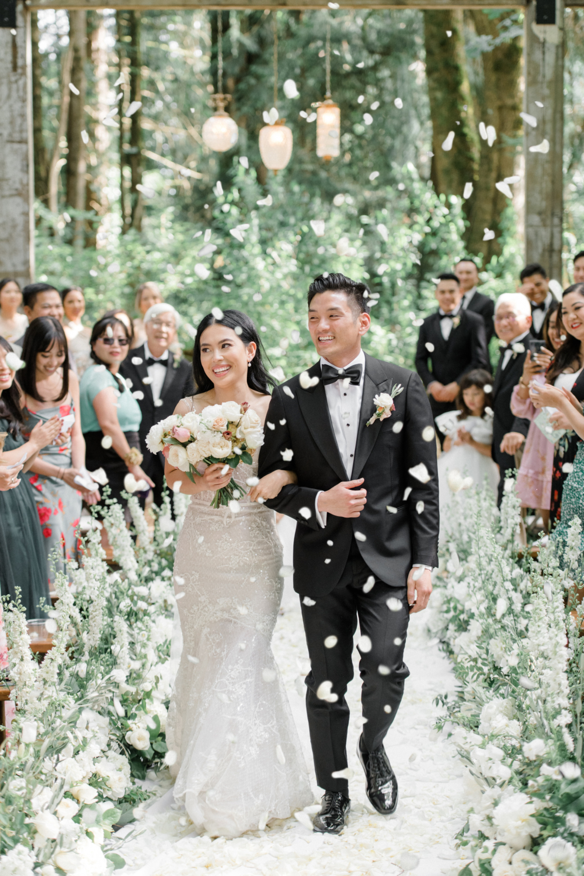 A Washington Garden Wedding where the Bride & Groom created all the florals themselves!