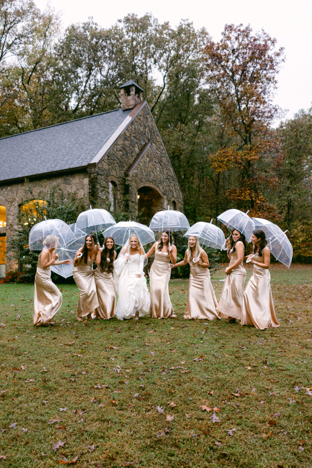 A Whimsical Rainy Day Wedding in Arkansas