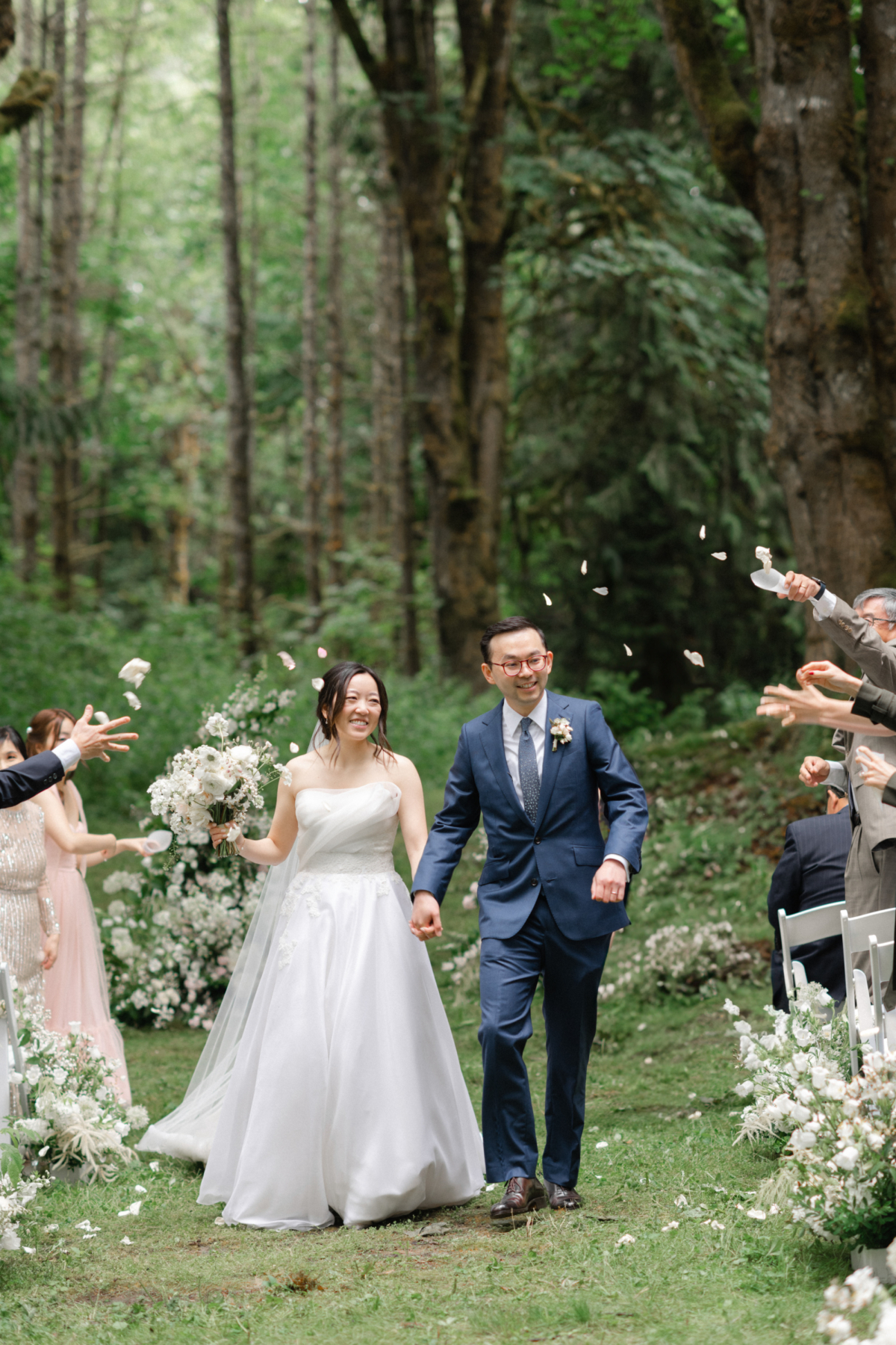 A sentimental Monet-Inspired Wedding Day in Seattle