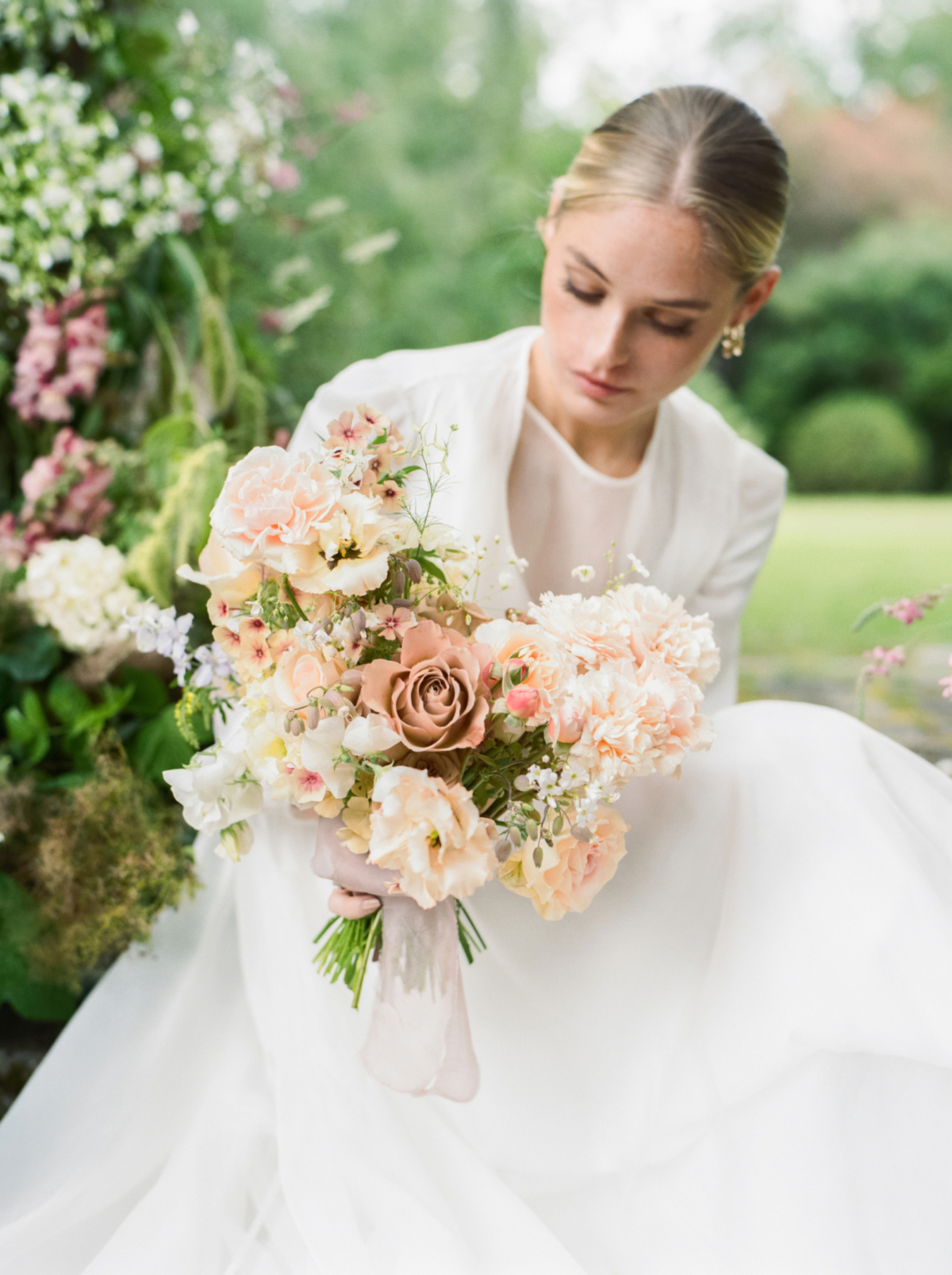 Enchante: A Nature-Inspired Wedding Editorial