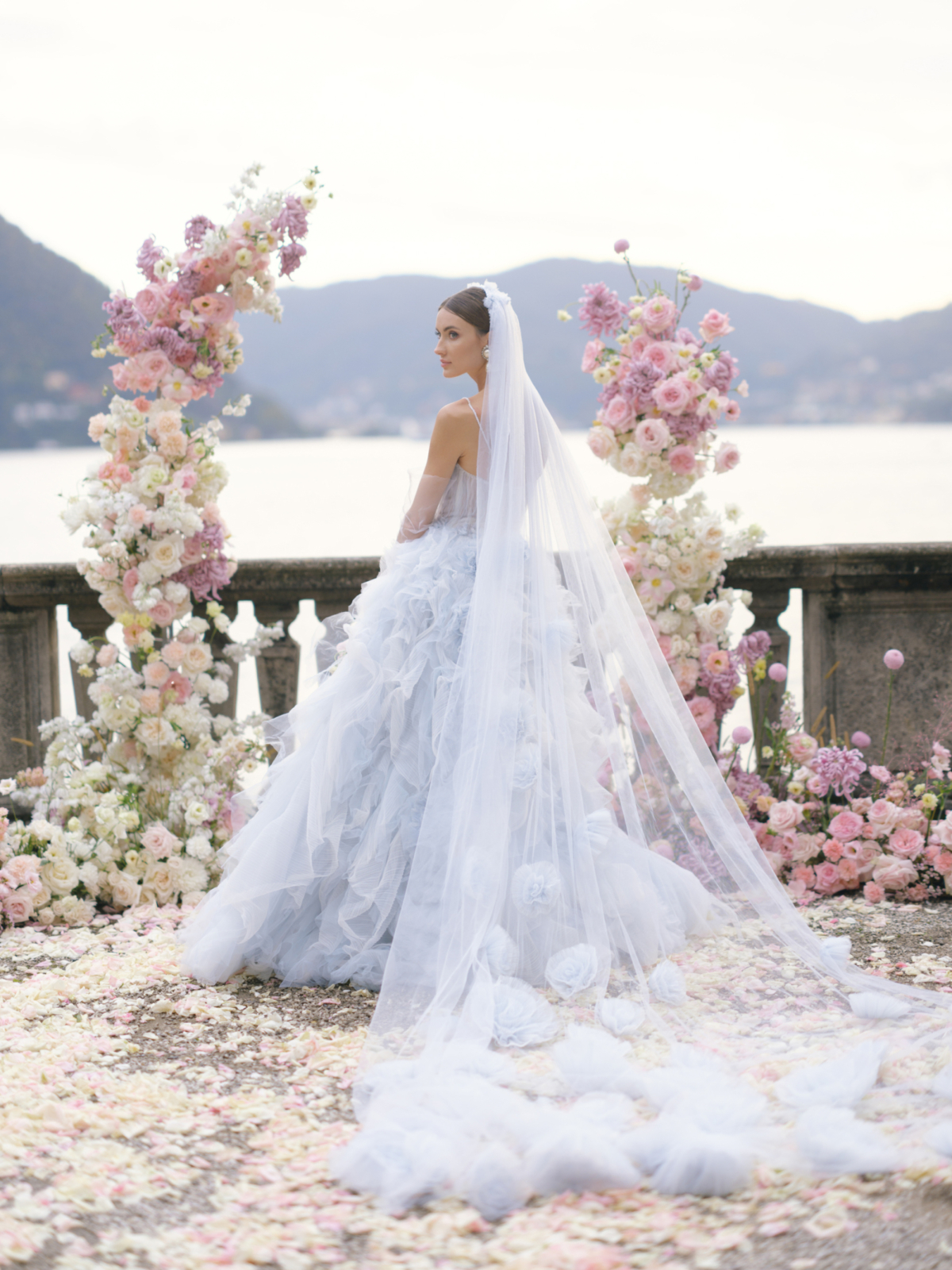 Pink & Blue wedding inspiration on Lake Como