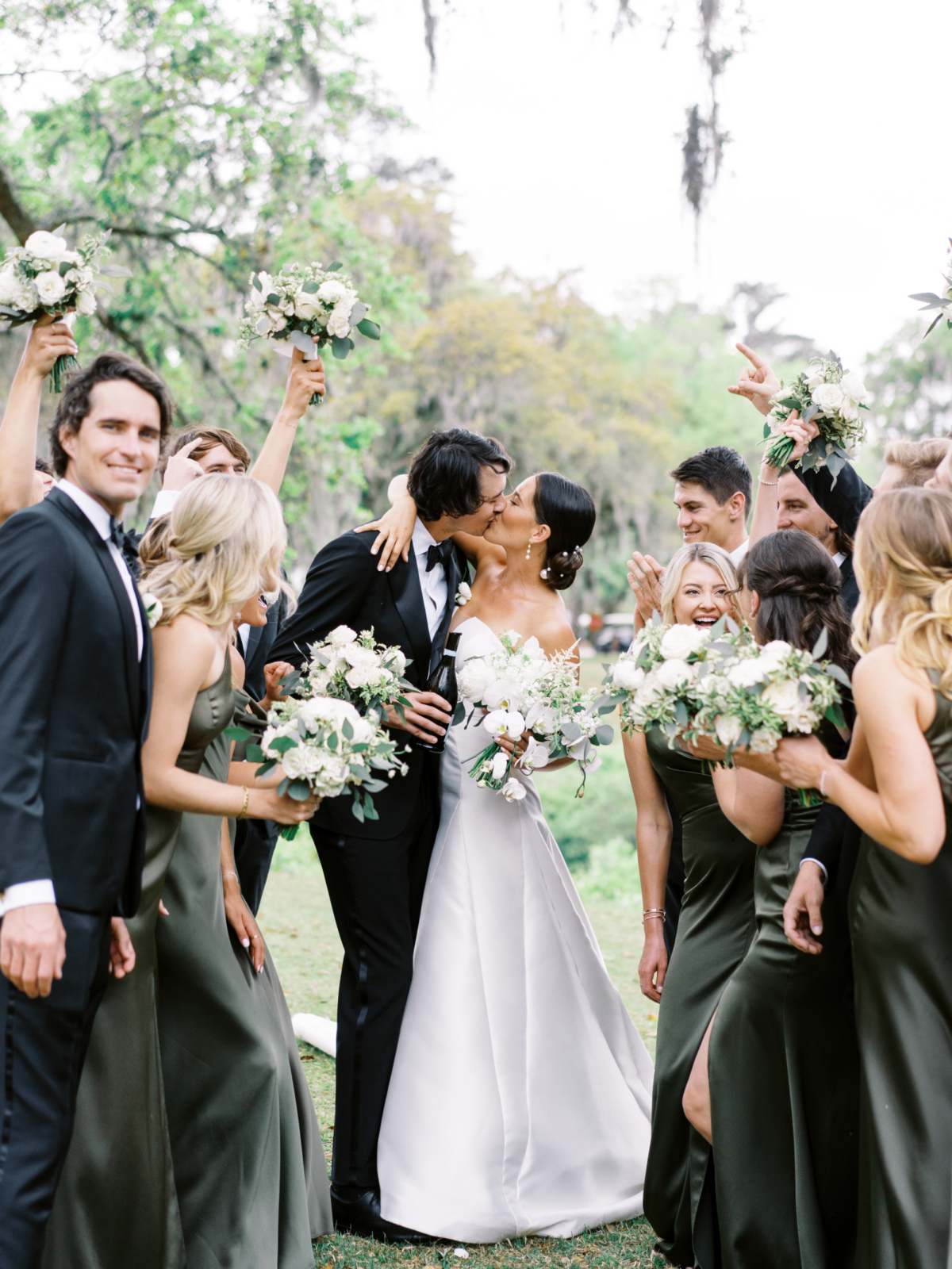 Colorful Summer Wedding at Montage Palmetto Bluff