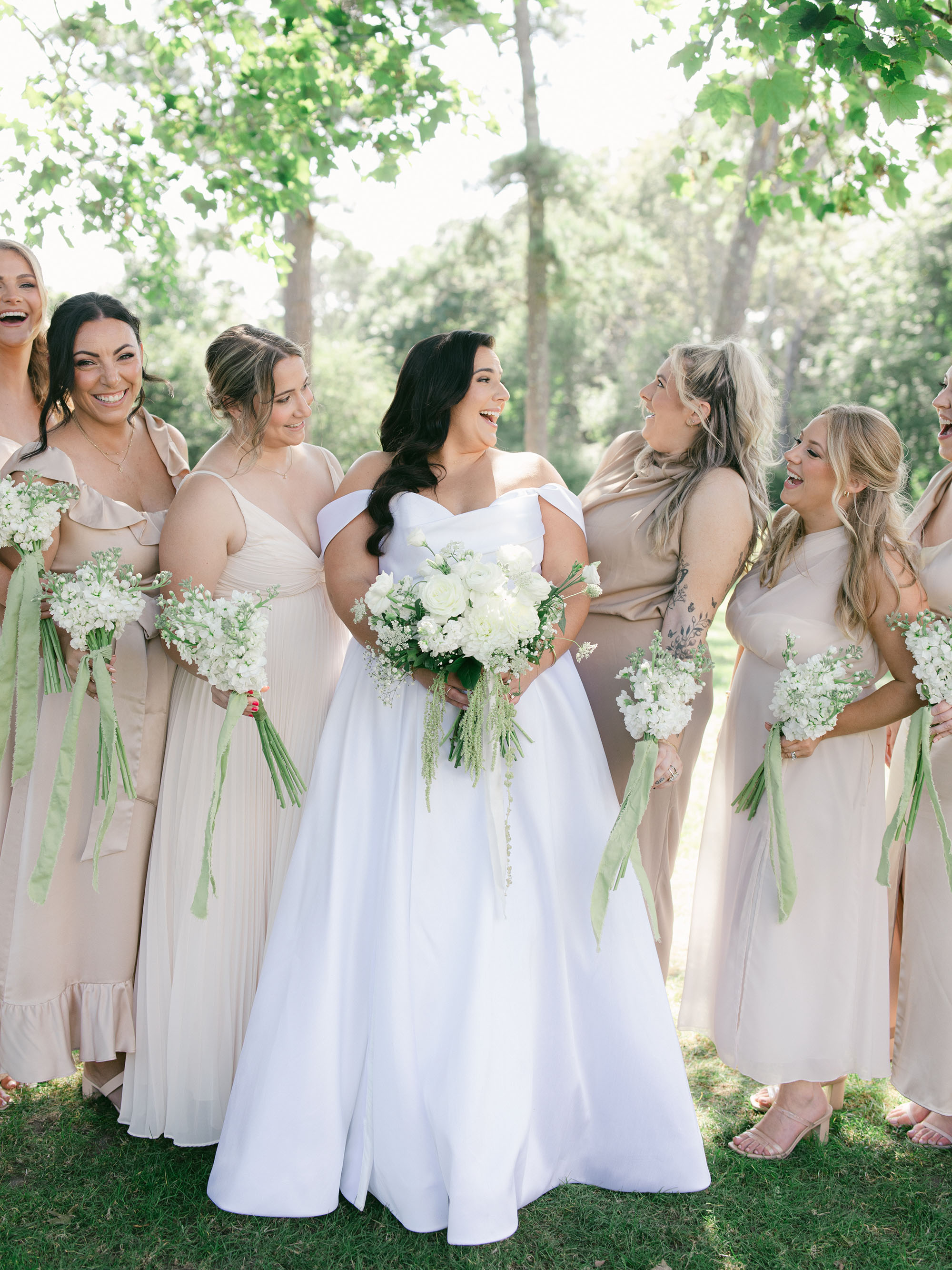Whimsical Cape Cod Wedding Filled With Coastal Charm - Magnolia Rouge