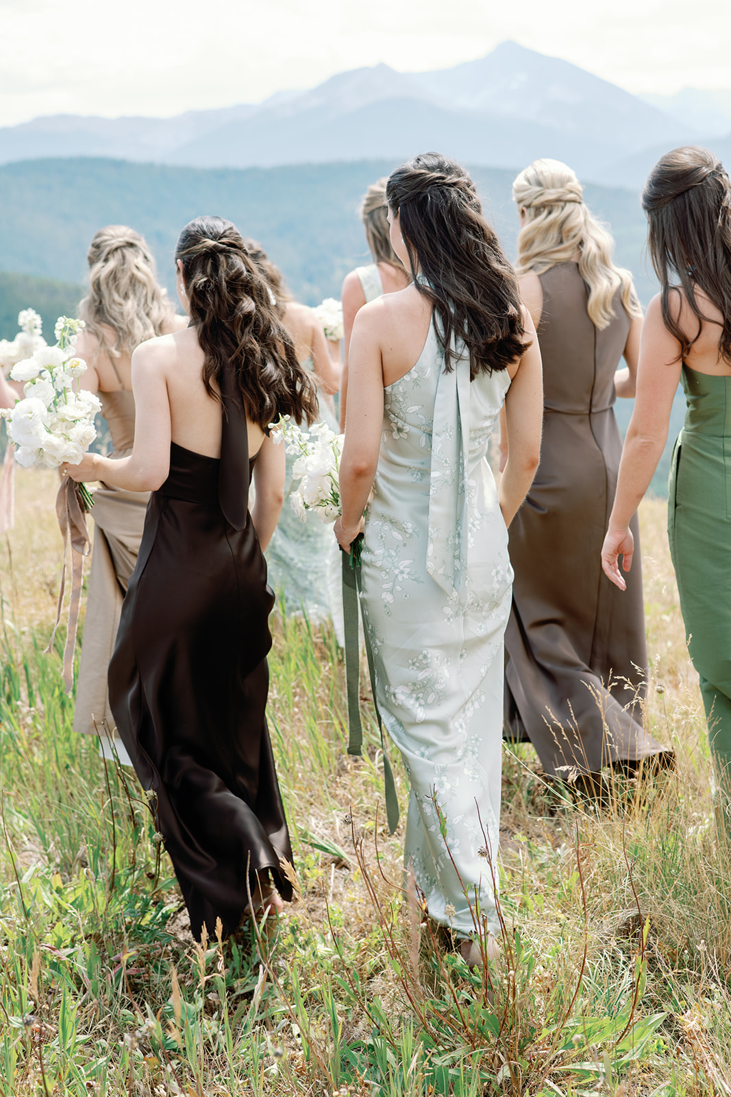 Western Romance Meets Refined Mountain Elegance