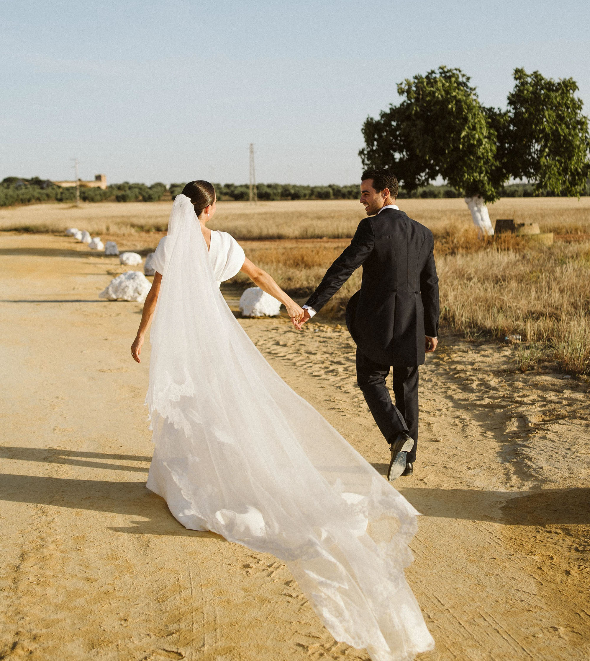 An Elegant Seville Wedding Beneath the Orange Trees