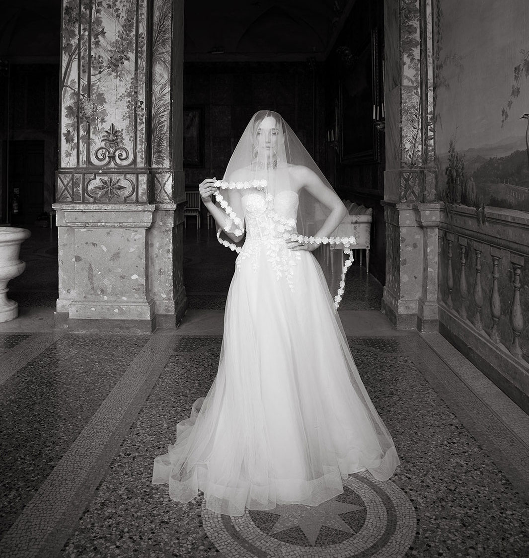 Old-World Romance Inside a Seventeenth-Century Italian Palazzo